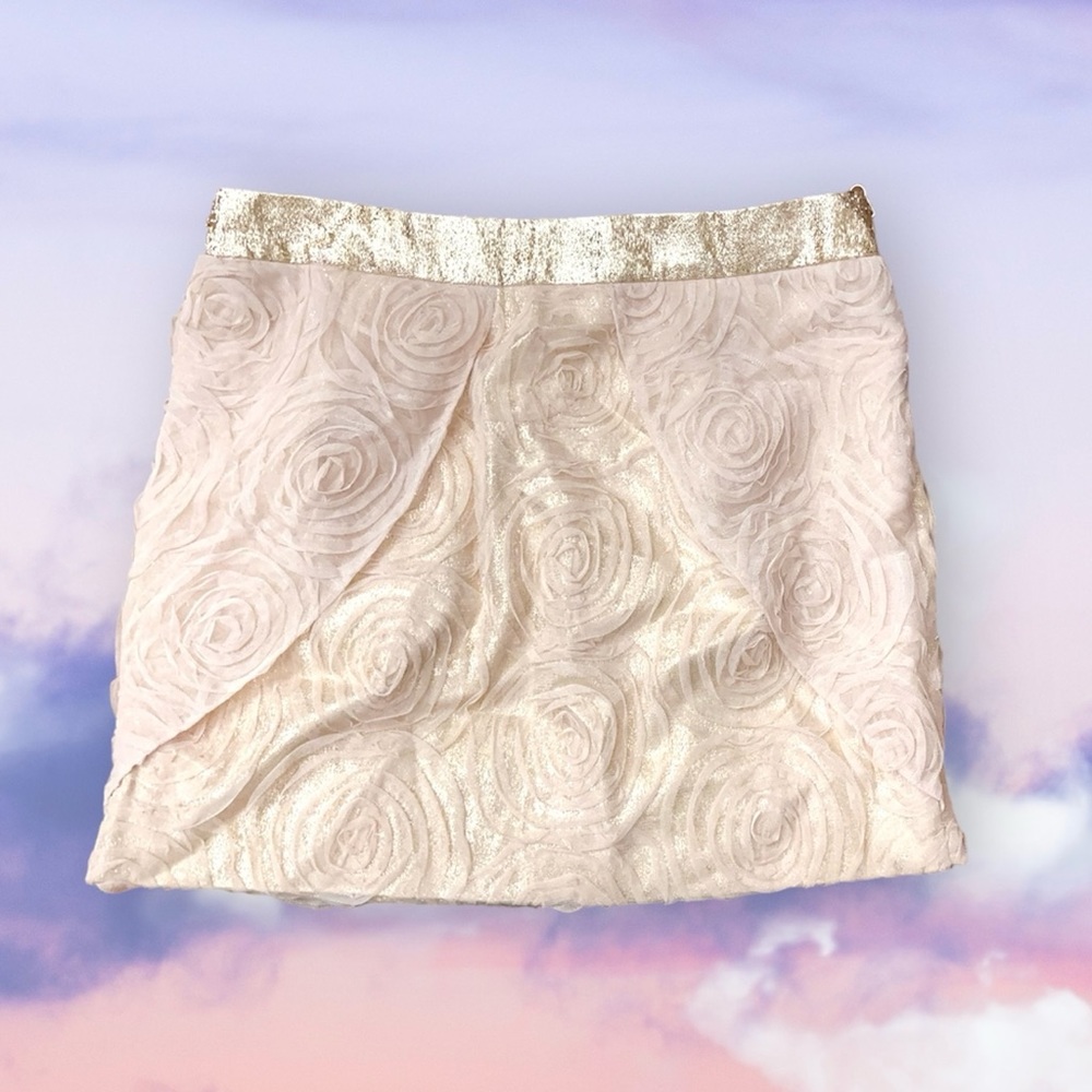 NWT 2b. RYCH | 2B. Rych Cream Gold & Rosette Skirt Size 8 (M) mini Date skirt